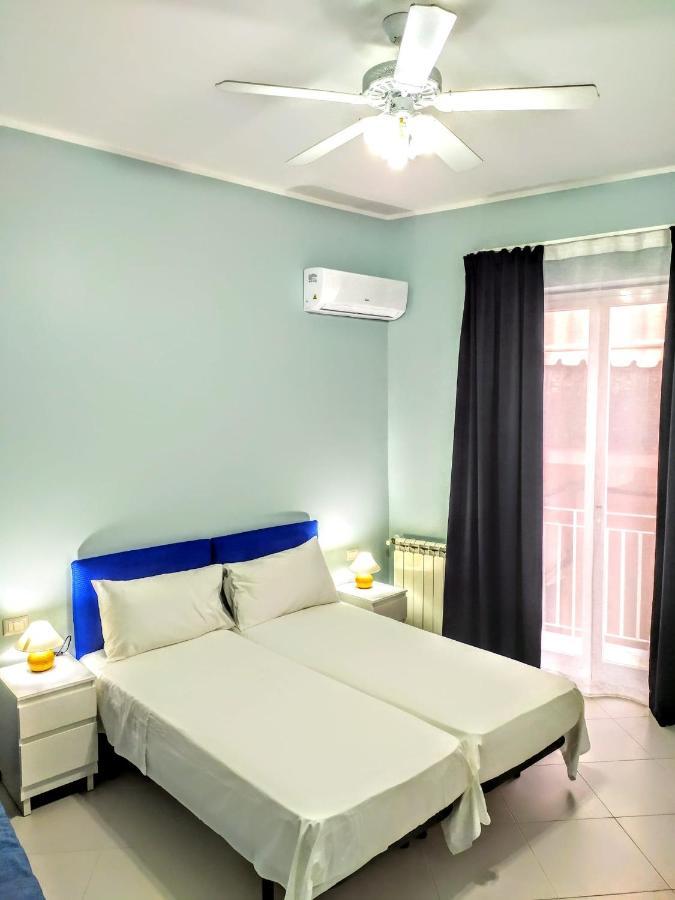 Hello B&B Aci Trezza Exterior photo